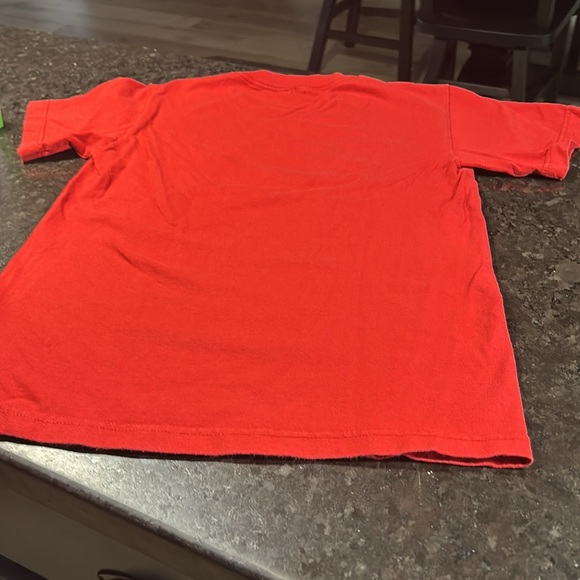 Pioneer Seeds red youth large short sleeve t-shirt. NWOT - Picture 3 of 5